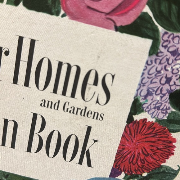 Vintage Better Homes and Gardens Garden Book 1954 - Picture 2 of 11